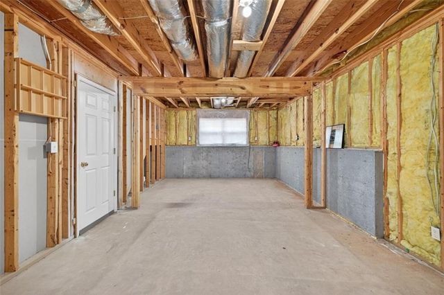 4695 Eucalyptus Way, Flowery Branch, GA 30542