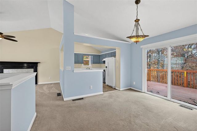 4695 Eucalyptus Way, Flowery Branch, GA 30542