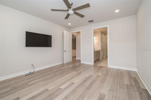 19800 SHIP WHEEL WAY, Land O Lakes, FL 34638
