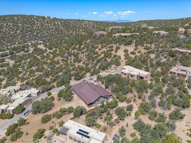 1661 Cerro Gordo Unit E & E1, Santa Fe, NM 87501