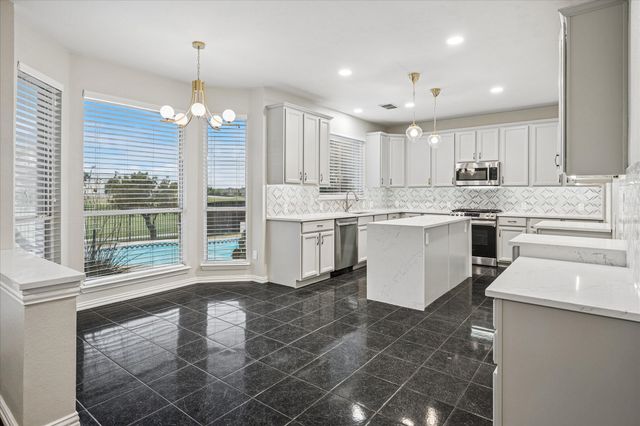 1209 Silverwood Drive, Flower Mound, TX 75028