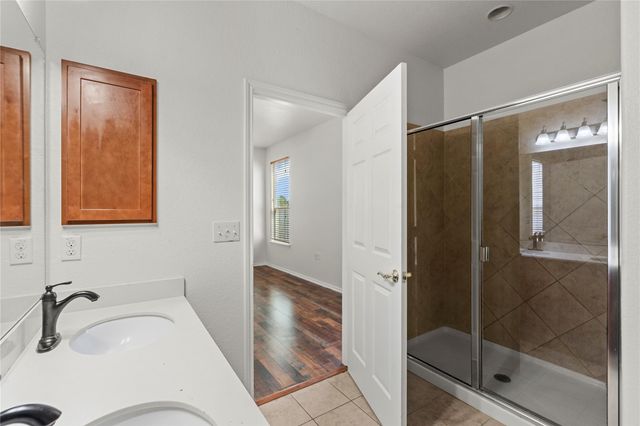 8613 Capitol View DR, Austin, TX 78747