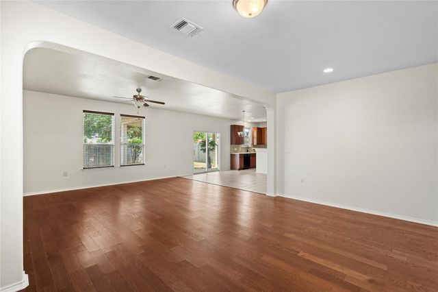 8613 Capitol View DR, Austin, TX 78747