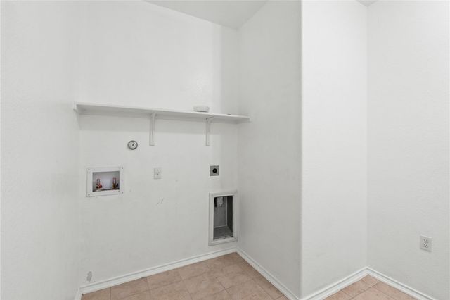 8613 Capitol View DR, Austin, TX 78747