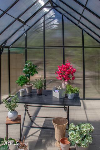 1276 Old Airport Road, Bristol, VA 24201