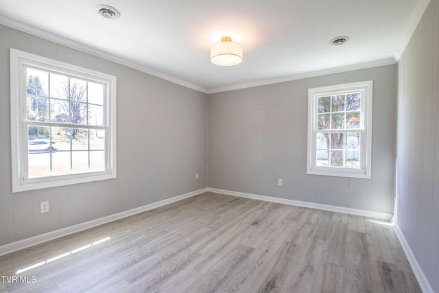 1276 Old Airport Road, Bristol, VA 24201