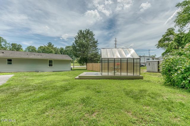 1276 Old Airport Road, Bristol, VA 24201
