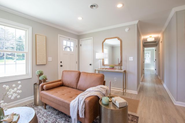 1276 Old Airport Road, Bristol, VA 24201