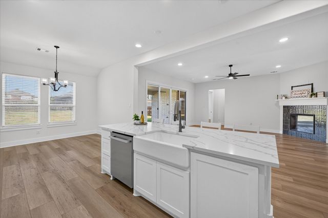 187 Honey Lane, Waxahachie, TX 75165