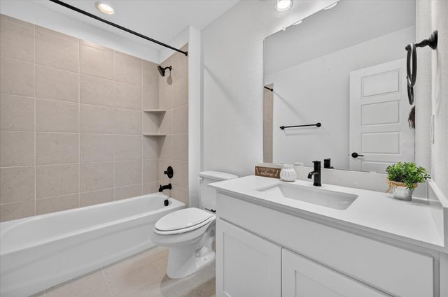 187 Honey Lane, Waxahachie, TX 75165
