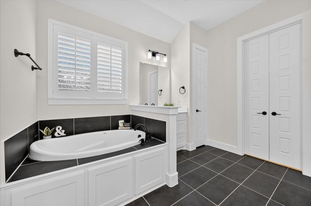 187 Honey Lane, Waxahachie, TX 75165