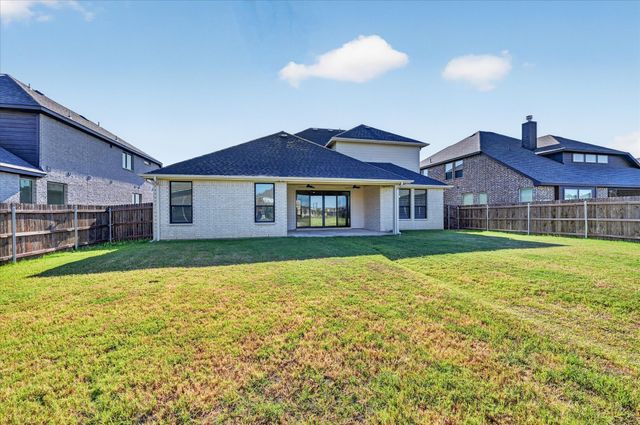 187 Honey Lane, Waxahachie, TX 75165
