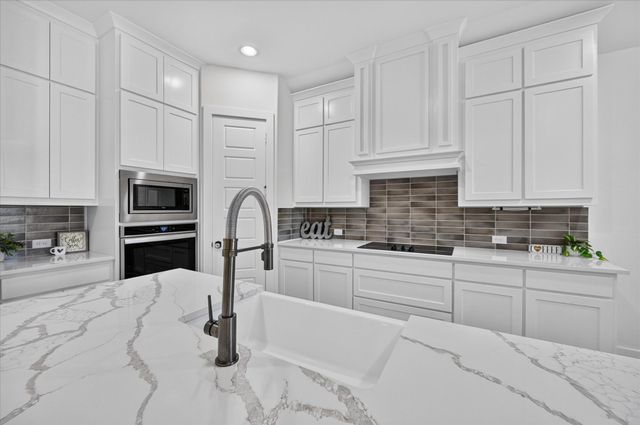 187 Honey Lane, Waxahachie, TX 75165