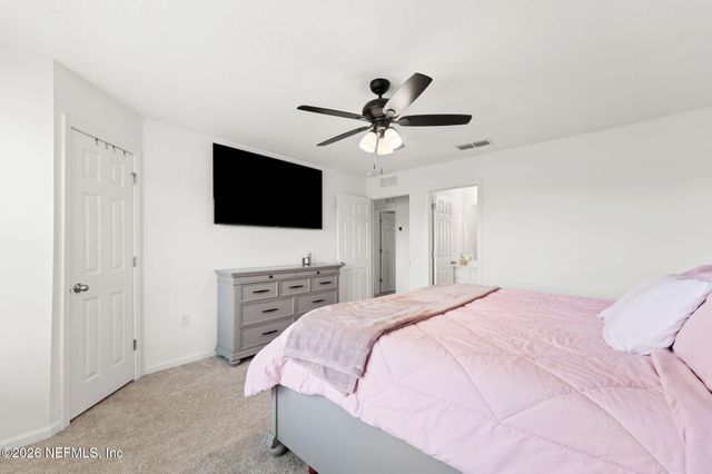 9049 GIFFORD Drive, Jacksonville, FL 32220