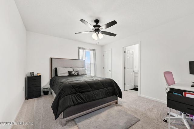 9049 GIFFORD Drive, Jacksonville, FL 32220