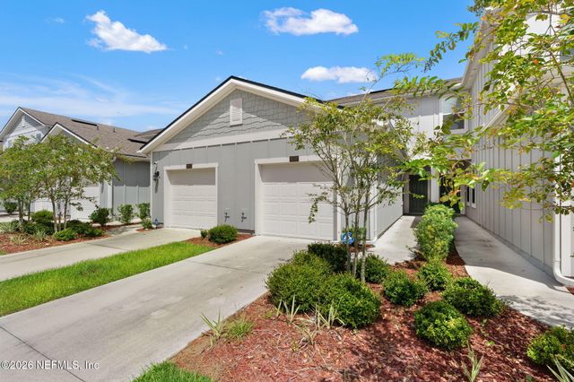 9049 GIFFORD Drive, Jacksonville, FL 32220