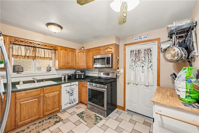 42 Locust Ave, Carroll Twp, PA 15022