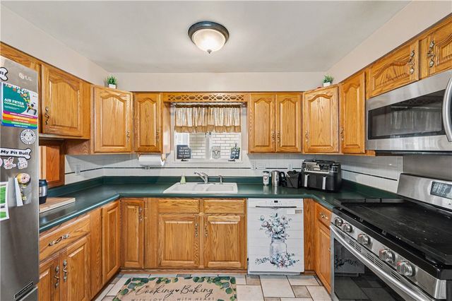 42 Locust Ave, Carroll Twp, PA 15022