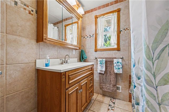 42 Locust Ave, Carroll Twp, PA 15022