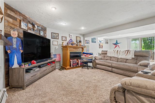 42 Locust Ave, Carroll Twp, PA 15022