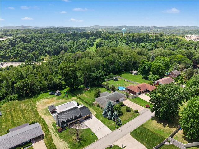 42 Locust Ave, Carroll Twp, PA 15022