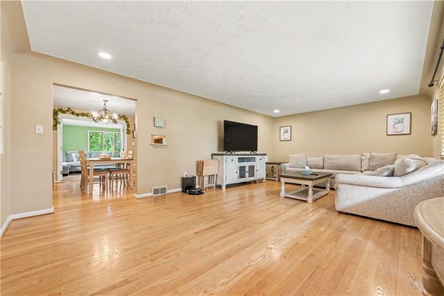 42 Locust Ave, Carroll Twp, PA 15022