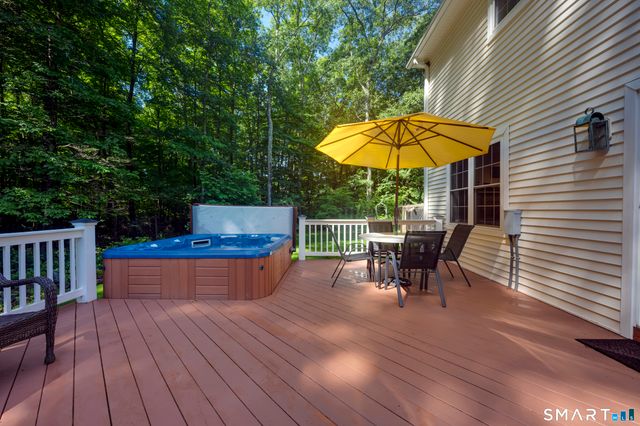 391 Squaw Hollow Road, Ashford, CT 06278