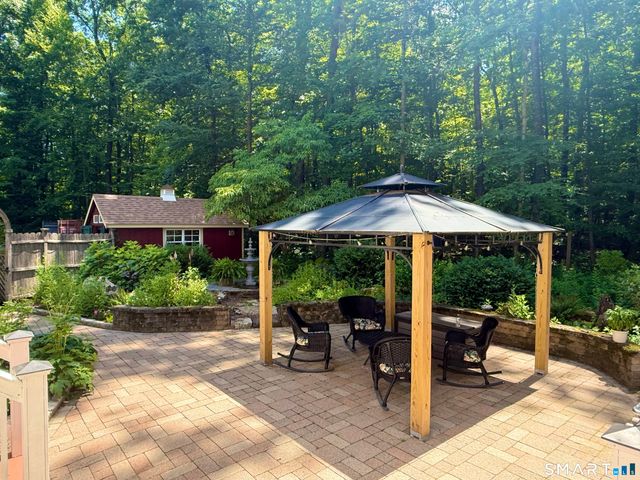 391 Squaw Hollow Road, Ashford, CT 06278