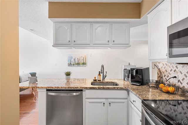 8 Keph Drive 4, Amherst, NY 14228