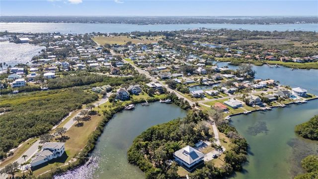 4208 REDFISH COURT, Palmetto, FL 34221