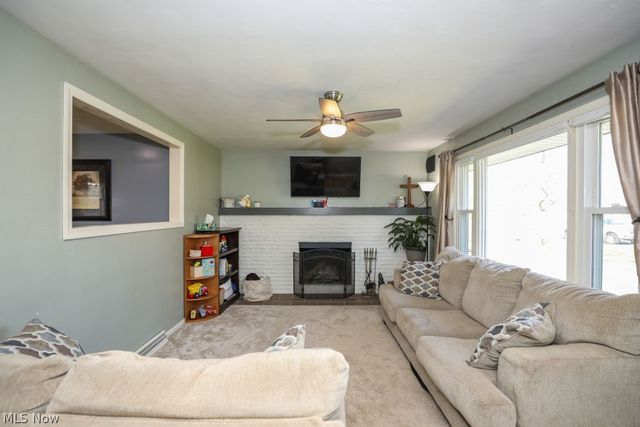 17997 Hillcrest Drive, Lake Milton, OH 44429