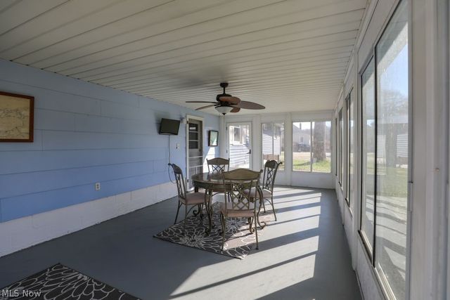 17997 Hillcrest Drive, Lake Milton, OH 44429