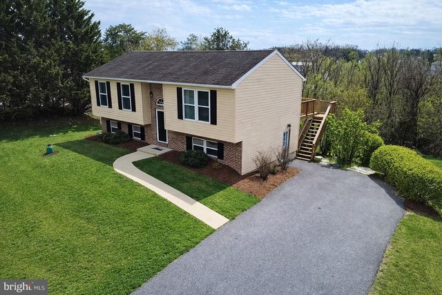3628 HAROLD PL, Greencastle, PA 17225