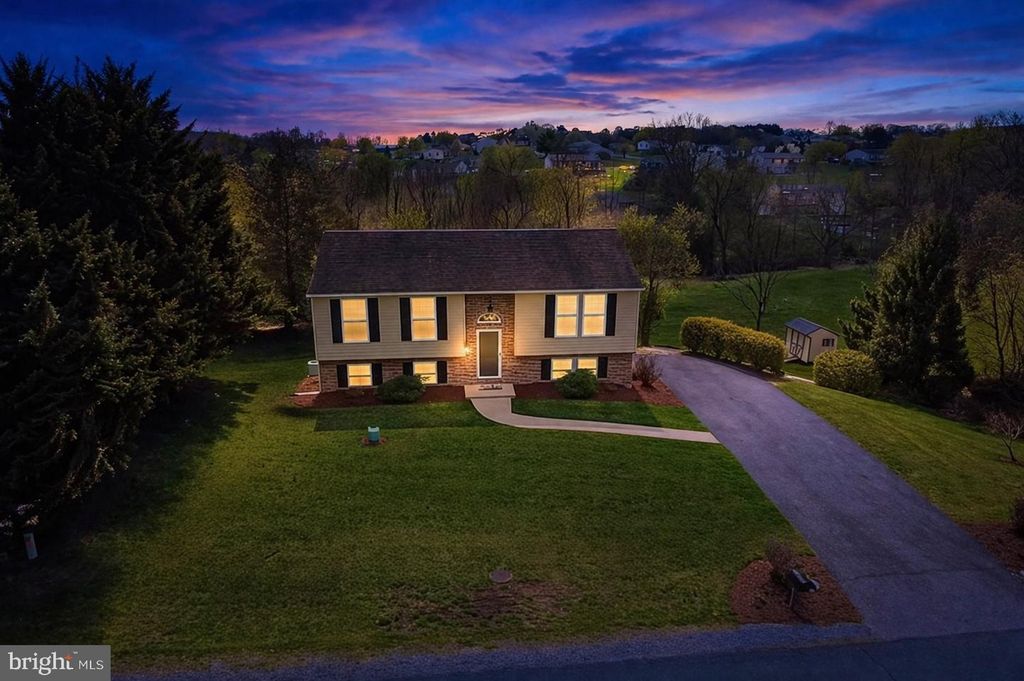 3628 HAROLD PL, Greencastle, PA 17225