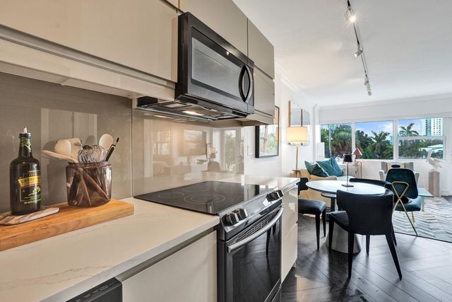 3250 NE 28TH Street 306, Fort Lauderdale, FL 33308
