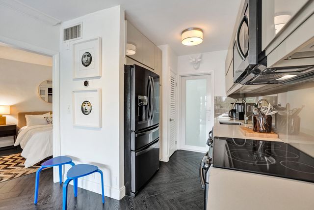 3250 NE 28TH Street 306, Fort Lauderdale, FL 33308