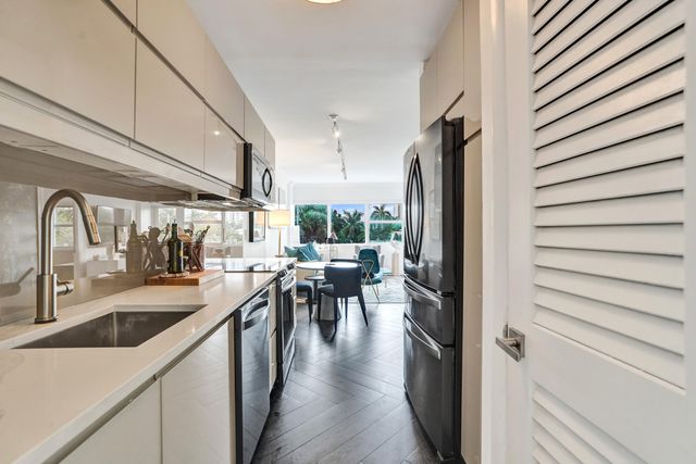 3250 NE 28TH Street 306, Fort Lauderdale, FL 33308
