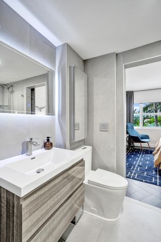 3250 NE 28TH Street 306, Fort Lauderdale, FL 33308