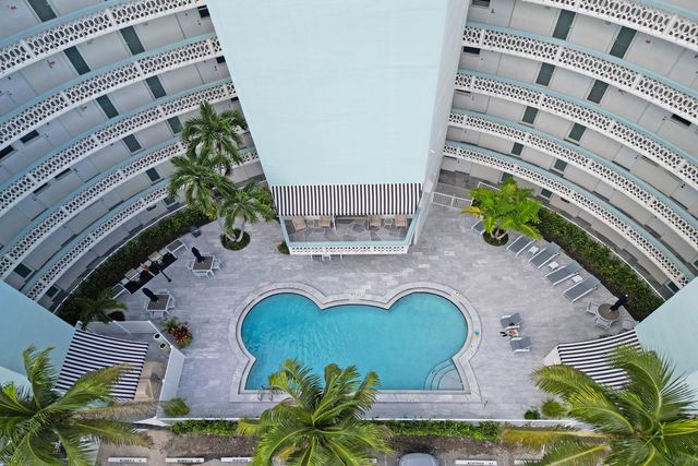 3250 NE 28TH Street 306, Fort Lauderdale, FL 33308