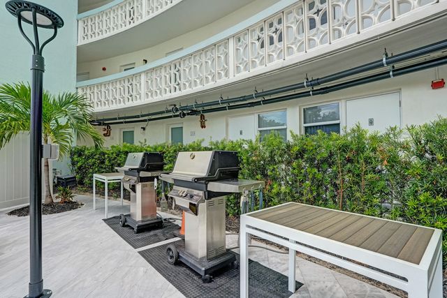 3250 NE 28TH Street 306, Fort Lauderdale, FL 33308