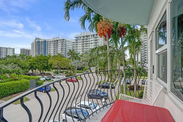 3250 NE 28TH Street 306, Fort Lauderdale, FL 33308