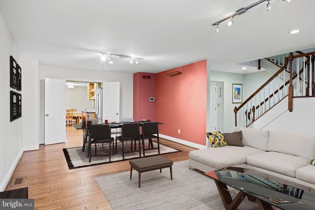129 PLUM ST, Moorestown, NJ 08057