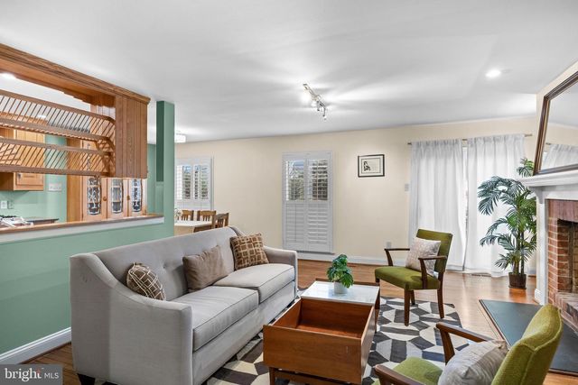 129 PLUM ST, Moorestown, NJ 08057