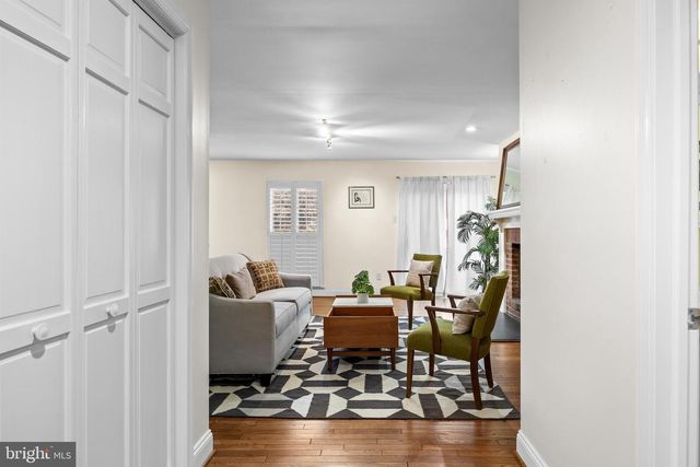 129 PLUM ST, Moorestown, NJ 08057