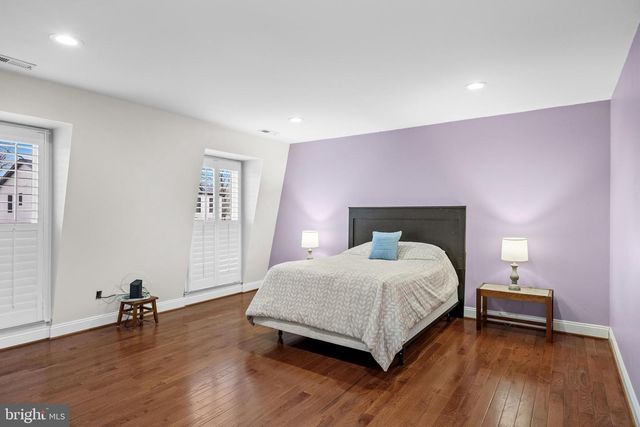 129 PLUM ST, Moorestown, NJ 08057