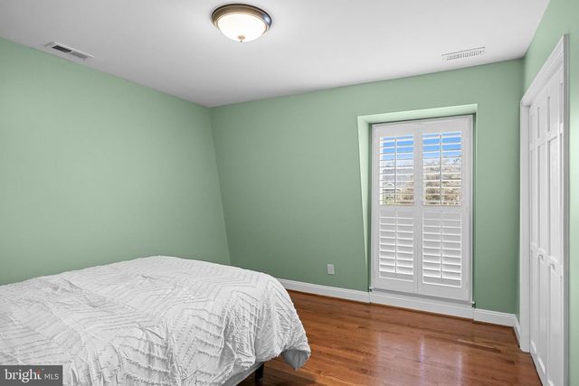 129 PLUM ST, Moorestown, NJ 08057