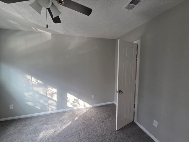 32018 Annice Lane, Pinehurst, TX 77362