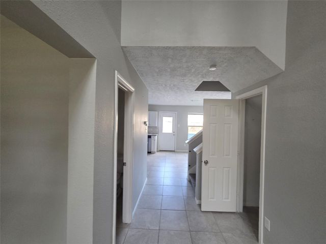 32018 Annice Lane, Pinehurst, TX 77362