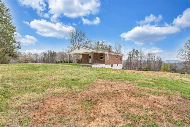 855 Canton Church RD, Rocky Mount, VA 24151