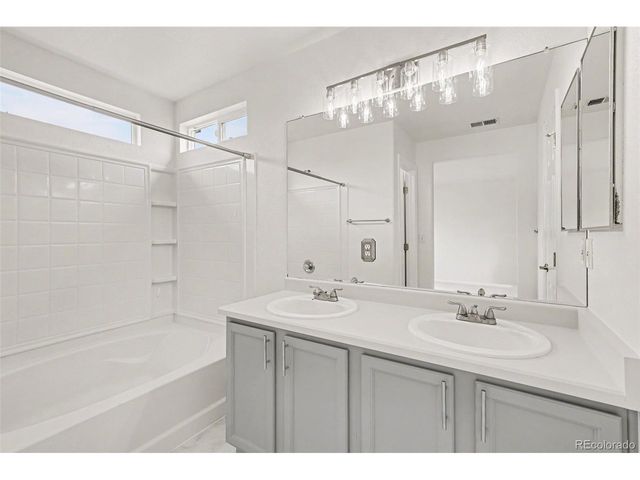 14957 E Maple Pl, Aurora, CO 80012